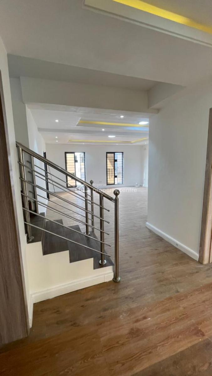 3 Bedroom Maisonette with a 2 Sitting Room,, Lekki Phase 1, Lekki, Lagos, House for Rent
