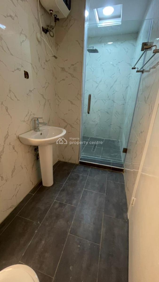3 Bedroom Maisonette with a 2 Sitting Room,, Lekki Phase 1, Lekki, Lagos, House for Rent