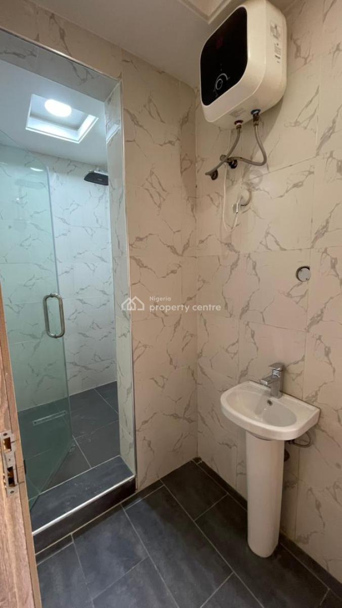 3 Bedroom Maisonette with a 2 Sitting Room,, Lekki Phase 1, Lekki, Lagos, House for Rent