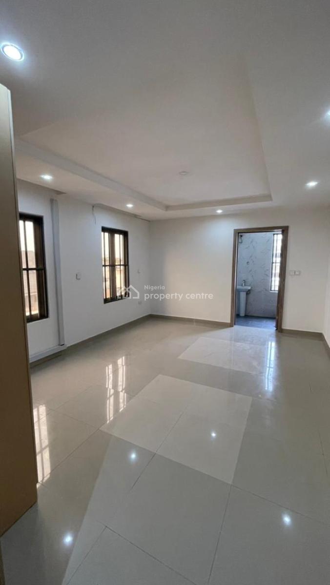 3 Bedroom Maisonette with a 2 Sitting Room,, Lekki Phase 1, Lekki, Lagos, House for Rent