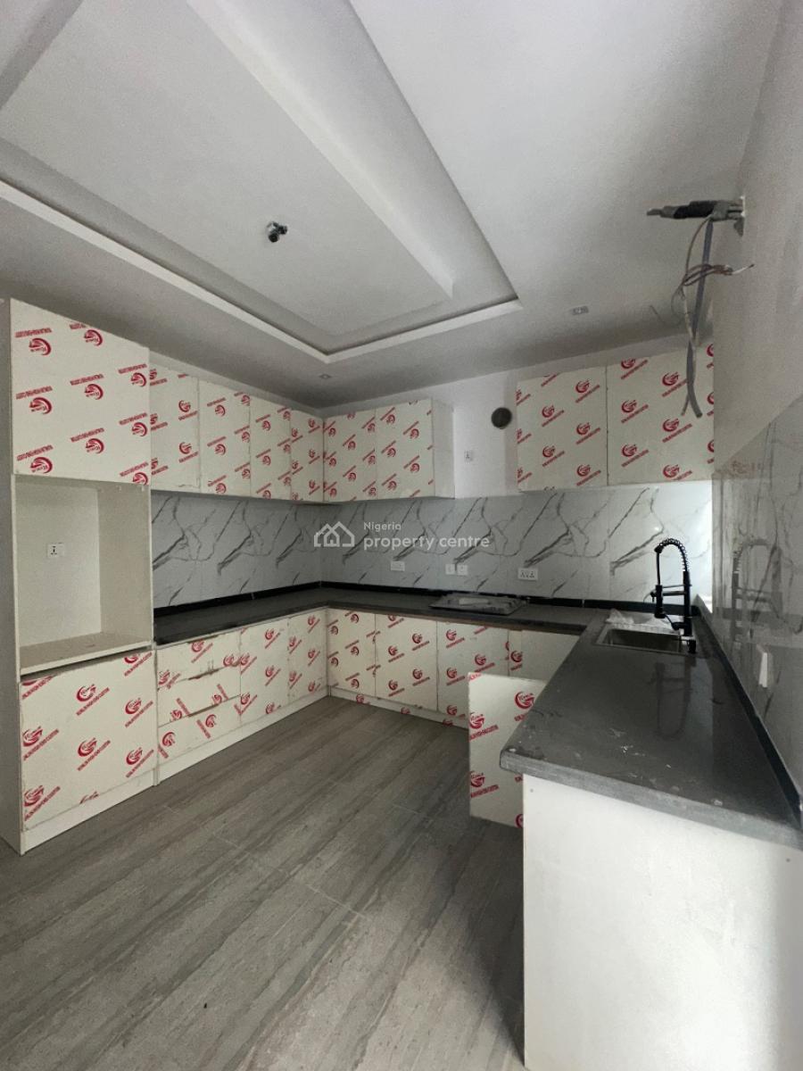 2 Bedroom Apartment, Ologolo, Lekki, Lagos, Flat / Apartment for Sale