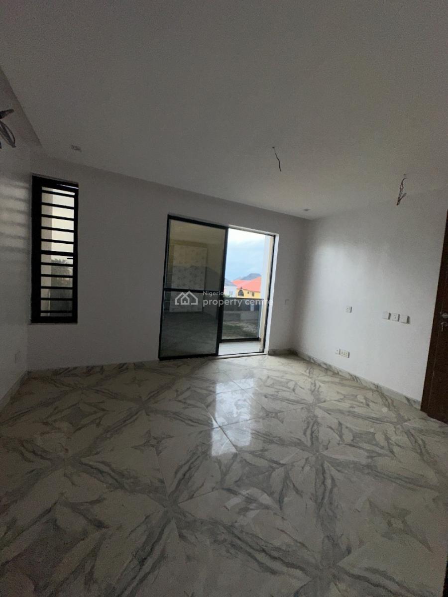 2 Bedroom Apartment, Ologolo, Lekki, Lagos, Flat / Apartment for Sale