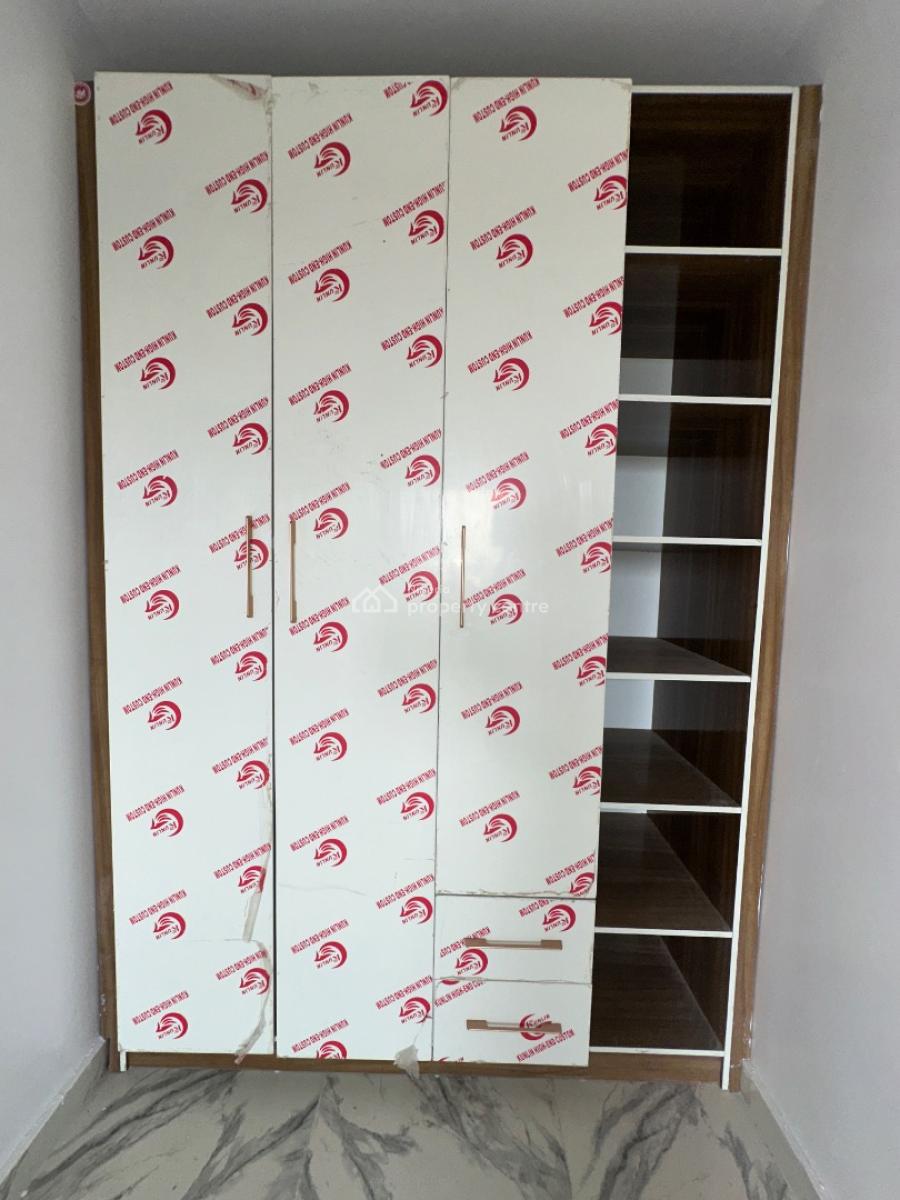 2 Bedroom Apartment, Ologolo, Lekki, Lagos, Flat / Apartment for Sale