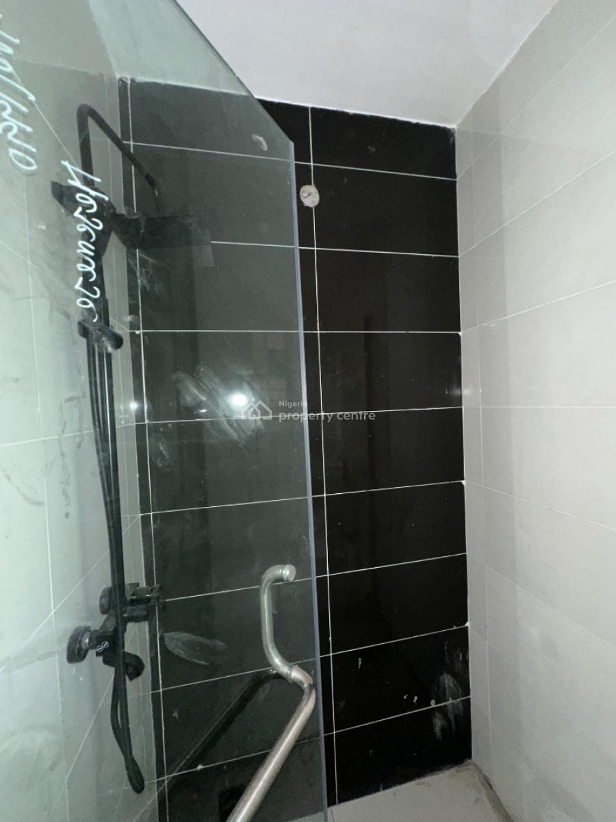 2 Bedroom Apartment, Ologolo, Lekki, Lagos, Flat / Apartment for Sale