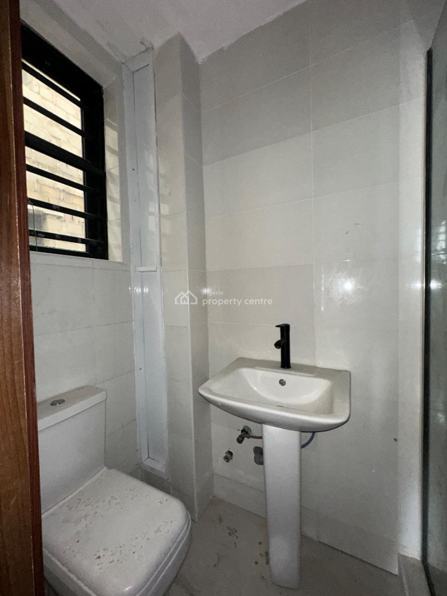 2 Bedroom Apartment, Ologolo, Lekki, Lagos, Flat / Apartment for Sale