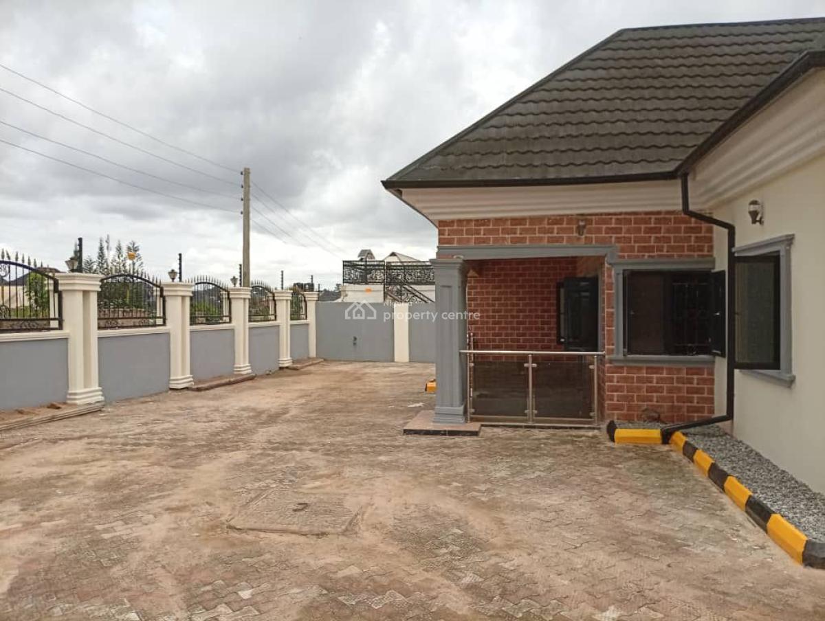 Modern 5 Bedroom Bungalow, All Rooms Fully Ensuite 100ft By 100ft Land, Irhirhi Road, Off Airport Road, Benin, Oredo, Edo, Terraced Bungalow for Sale