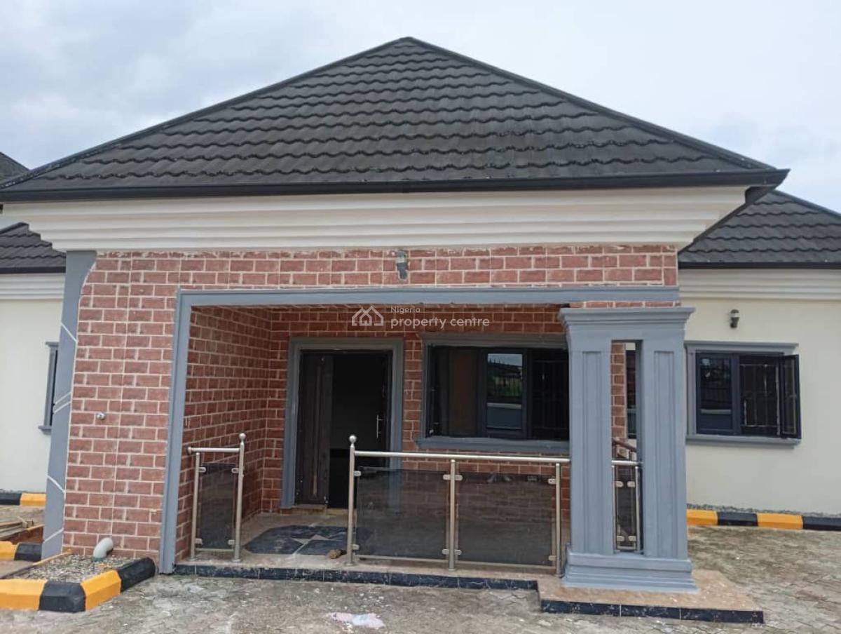 Modern 5 Bedroom Bungalow, All Rooms Fully Ensuite 100ft By 100ft Land, Irhirhi Road, Off Airport Road, Benin, Oredo, Edo, Terraced Bungalow for Sale