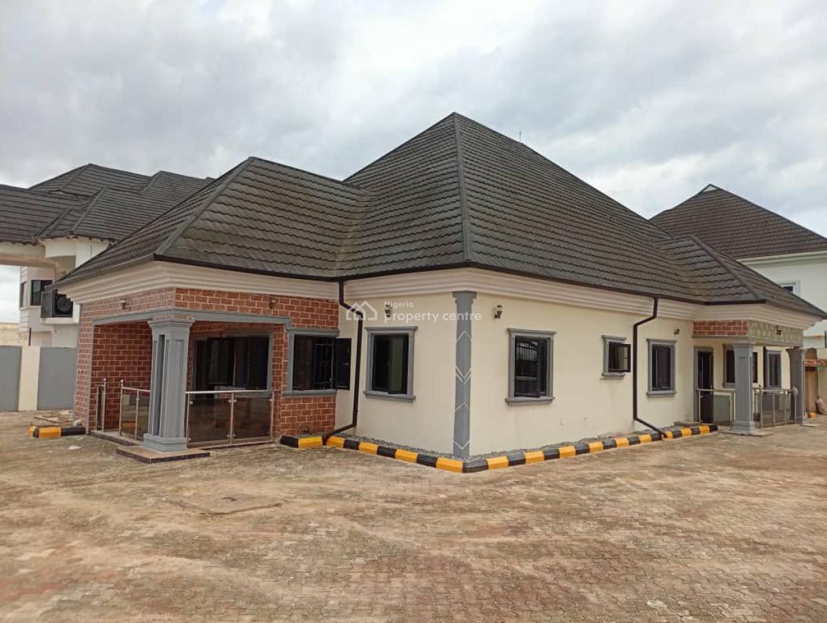 Modern 5 Bedroom Bungalow, All Rooms Fully Ensuite 100ft By 100ft Land, Irhirhi Road, Off Airport Road, Benin, Oredo, Edo, Terraced Bungalow for Sale