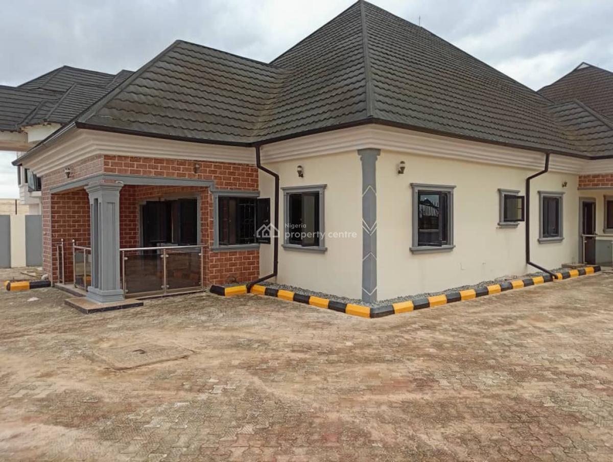 Modern 5 Bedroom Bungalow, All Rooms Fully Ensuite 100ft By 100ft Land, Irhirhi Road, Off Airport Road, Benin, Oredo, Edo, Terraced Bungalow for Sale