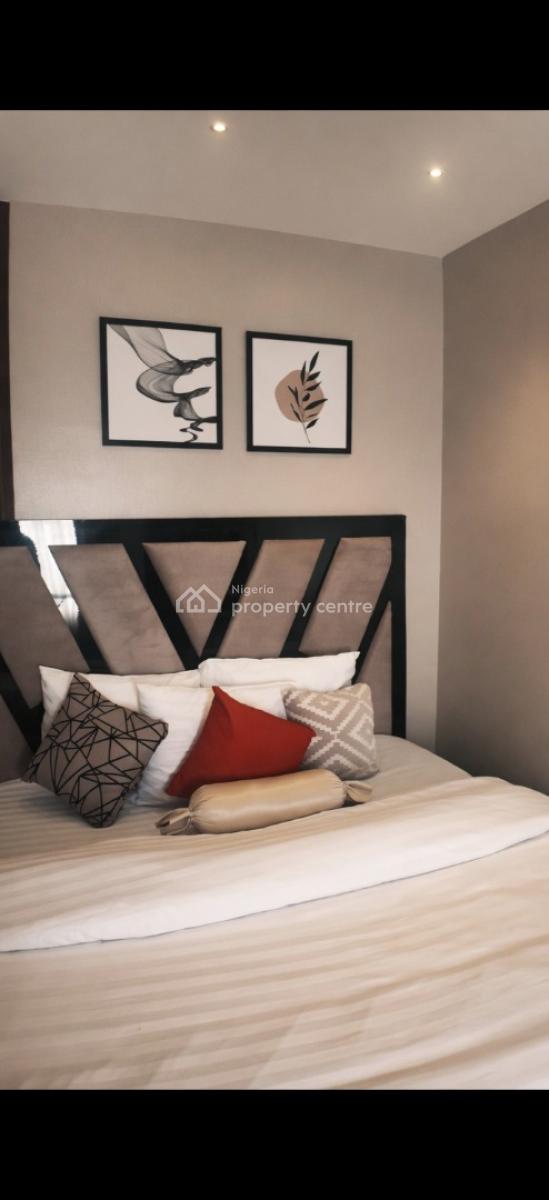 a Luxurious One Bedroom Apartment Available, Lekki Phase 1, Lekki, Lagos, Flat / Apartment Short Let