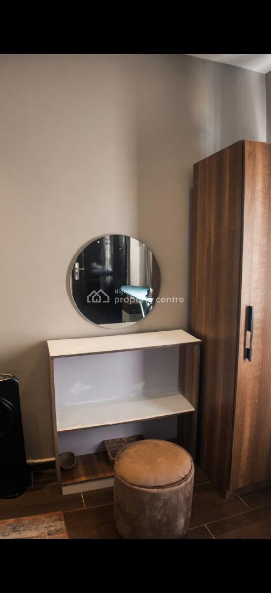 a Luxurious One Bedroom Apartment Available, Lekki Phase 1, Lekki, Lagos, Flat / Apartment Short Let
