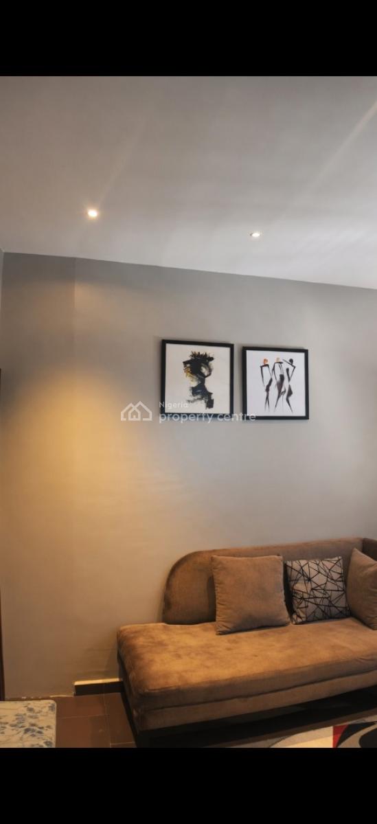a Luxurious One Bedroom Apartment Available, Lekki Phase 1, Lekki, Lagos, Flat / Apartment Short Let