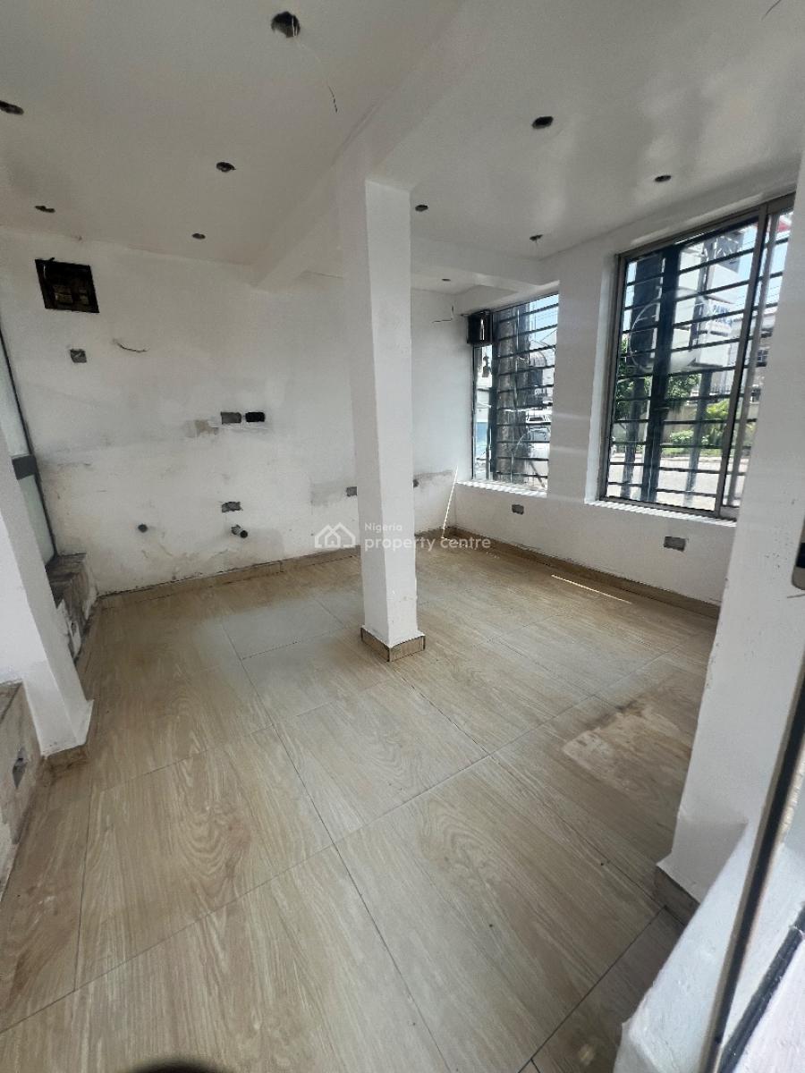 Shop Space Ground Floor Facing The Road, Adebayo Doherty Road, Lekki Phase 1, Lekki, Lagos, Shop for Rent