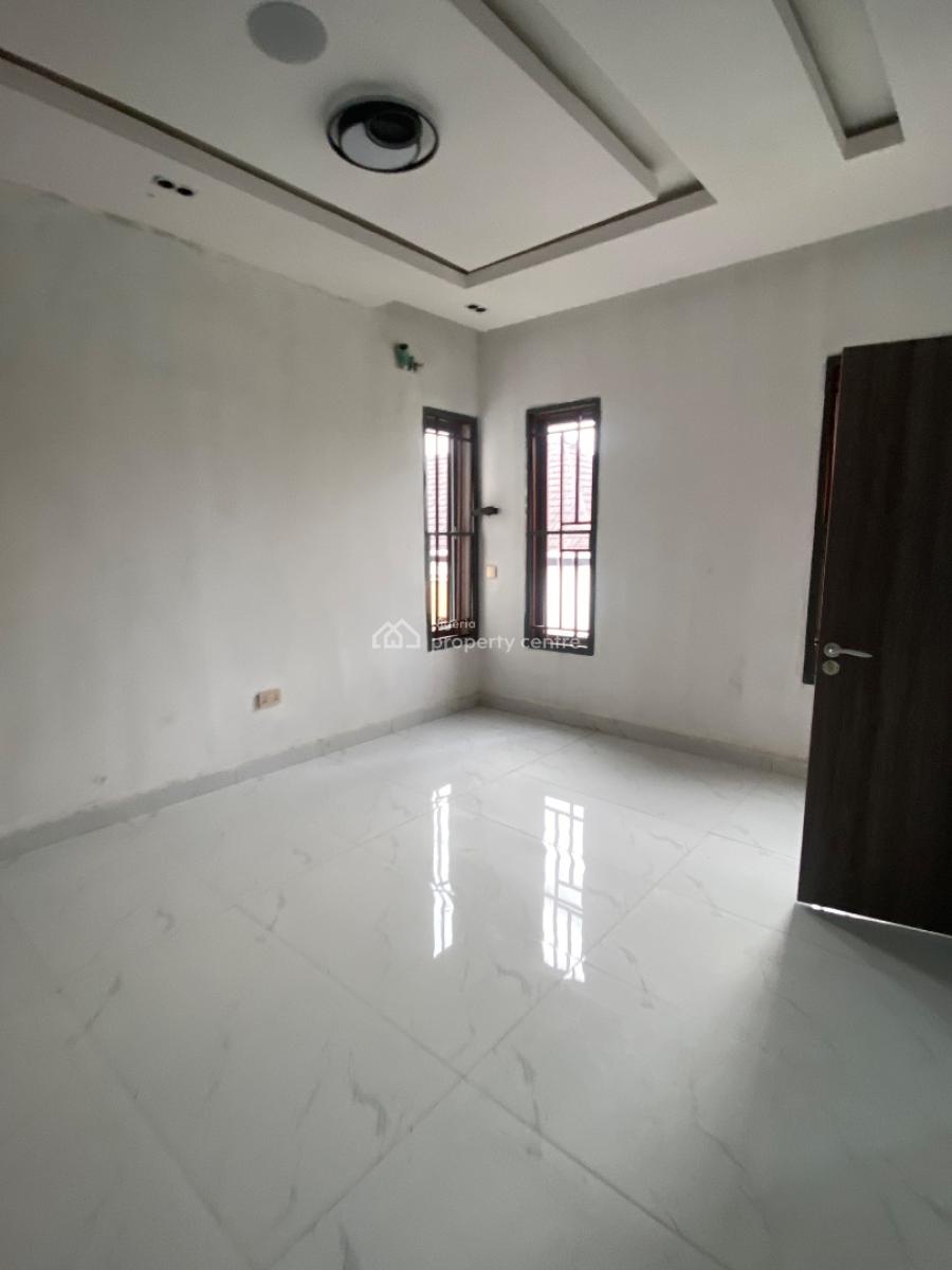 4-bedroom Apartment with Elevator, Swimming & Fitted Kitchen, Ikeja Gra, Ikeja, Lagos, Flat / Apartment for Sale