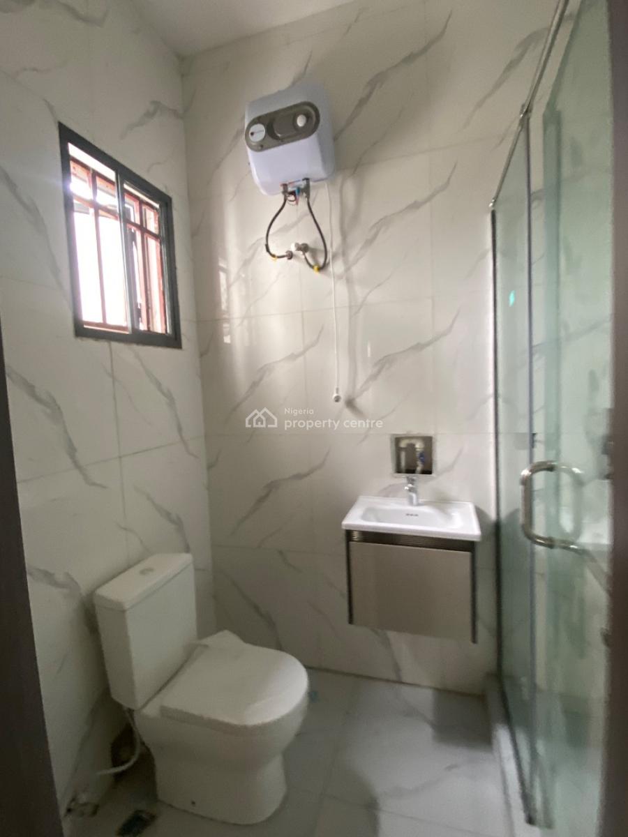 4-bedroom Apartment with Elevator, Swimming & Fitted Kitchen, Ikeja Gra, Ikeja, Lagos, Flat / Apartment for Sale