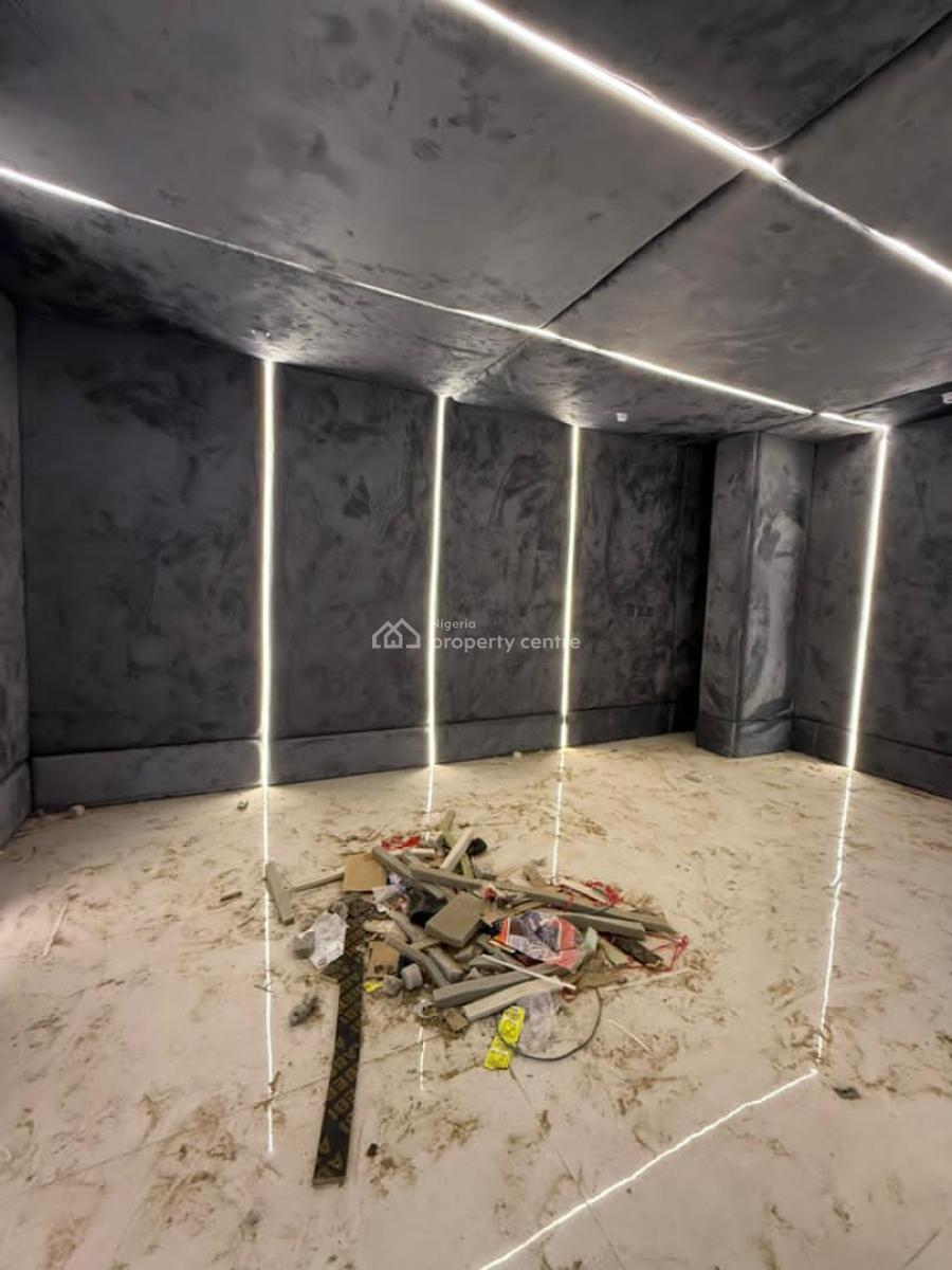 Luxury 6 Bedroom Fully Detached Duplex with Pool and Cinema,private El, Private Elevator • Family Lounge • Ample Parking • Good Access Road  •, Lekki Phase 1, Lekki, Lagos, Detached Duplex for Sale