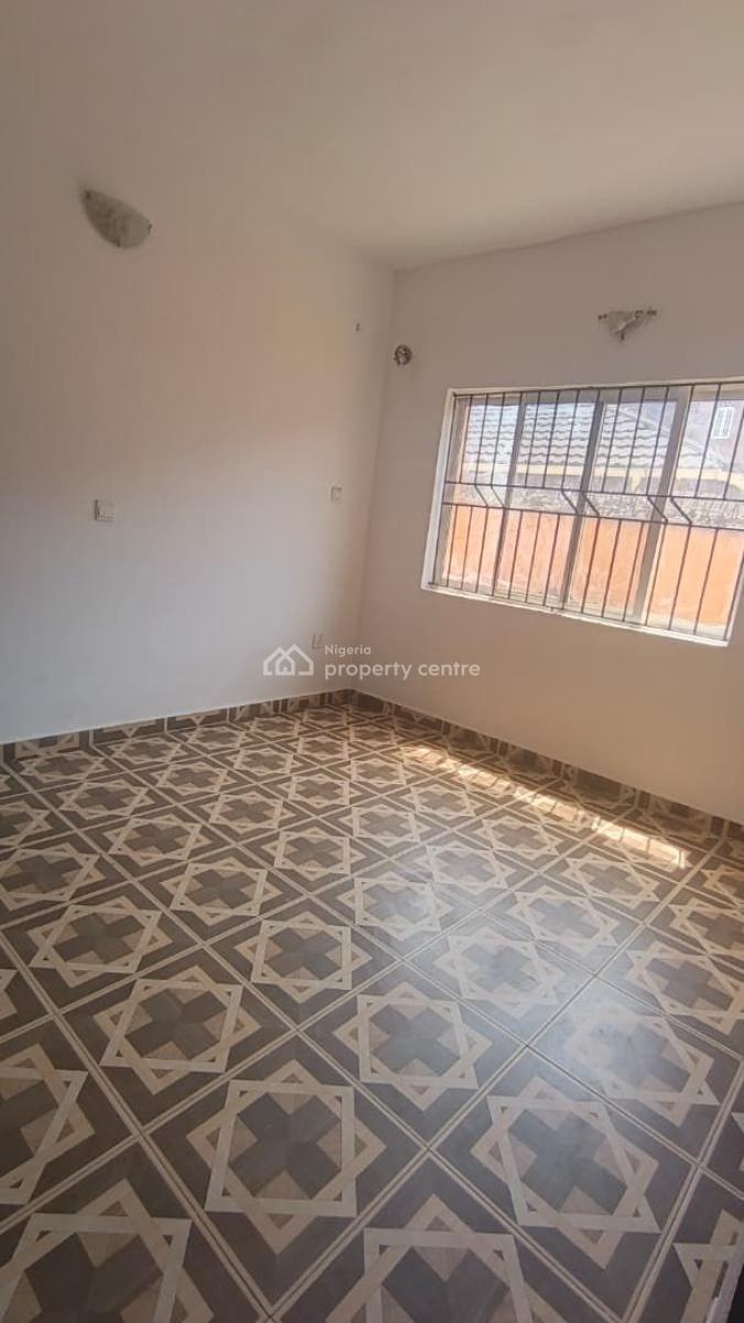 Affordable En-suite Bedroom in a Shared Apartment at Ilasan, Ikate, Ilasan, Lekki, Lagos, Flat / Apartment for Rent
