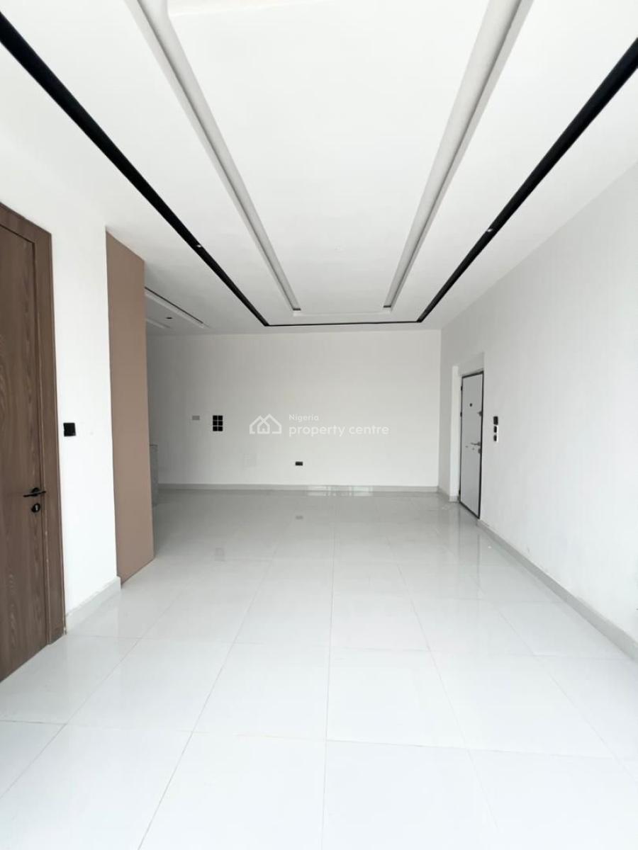Well Built 3 Bedroom Apartment with Pool, Gym, Elevator., Lekki Phase 1, Lekki, Lagos, Flat / Apartment for Sale