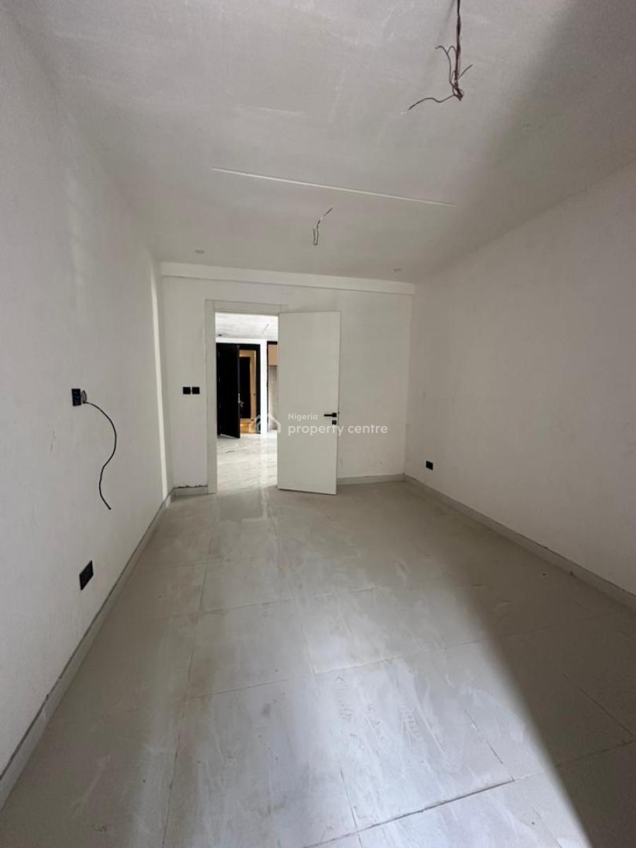 Very Spacious 2 Bedroom Apartment with an Elevator and Swimming Pool, Ikate, Lekki, Lagos, Flat / Apartment for Sale