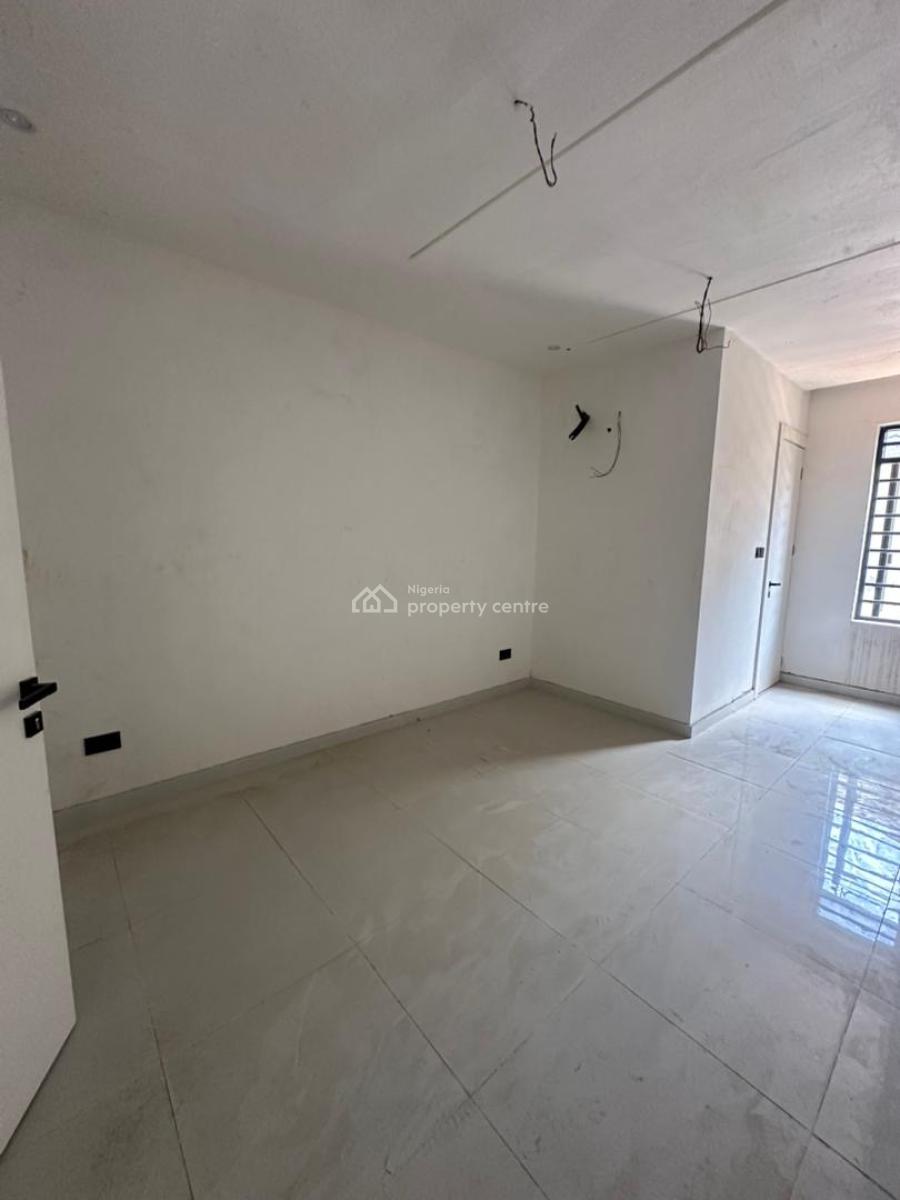 Very Spacious 2 Bedroom Apartment with an Elevator and Swimming Pool, Ikate, Lekki, Lagos, Flat / Apartment for Sale