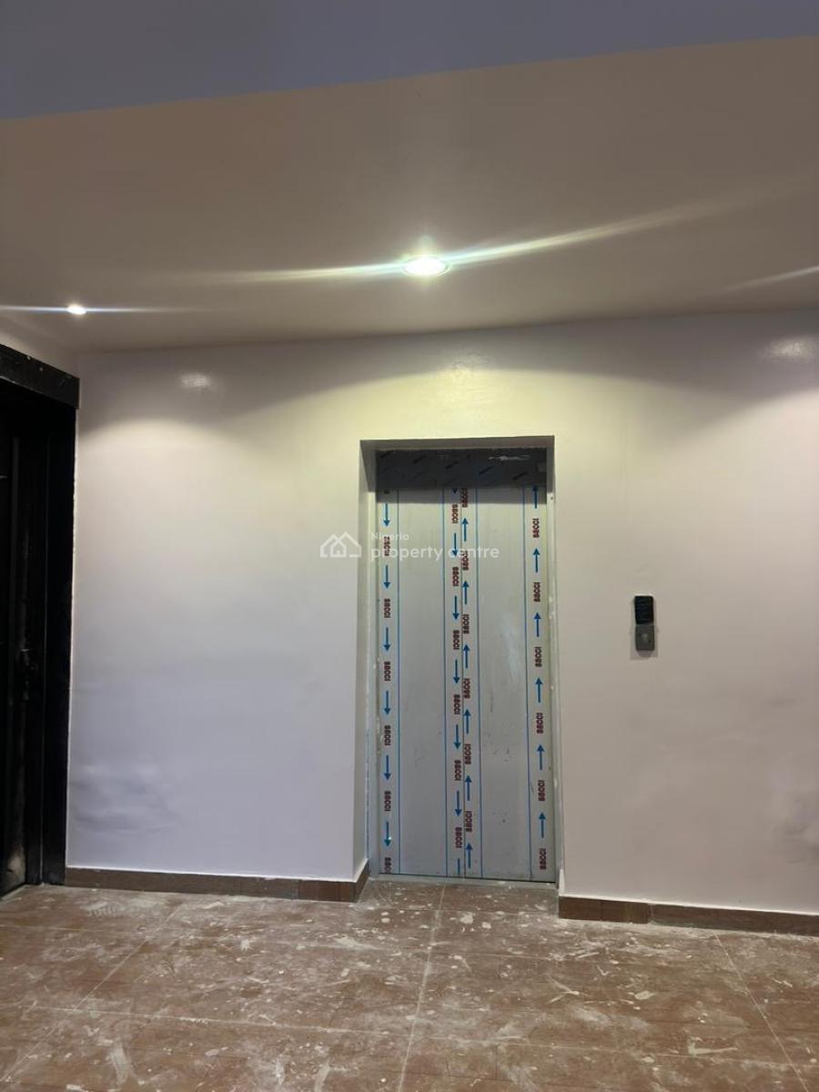 Very Spacious 2 Bedroom Apartment with an Elevator and Swimming Pool, Ikate, Lekki, Lagos, Flat / Apartment for Sale