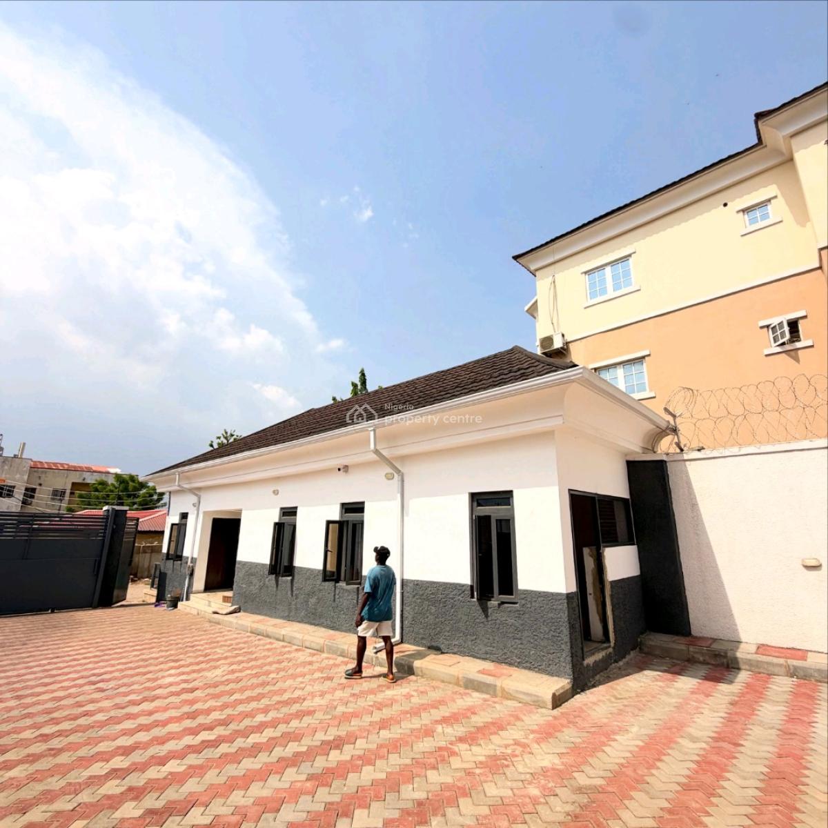 Ultra-luxury 7-bedroom Mansion  Wuse Zone 5, Abuja  Price: 3b Naira, Victoria Island (vi), Lagos, House for Sale