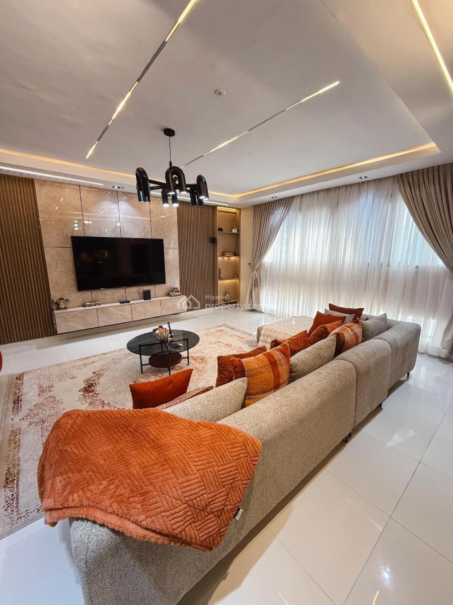 Luxury 4bedroom with Private Cinema , Game House,snooker Board ,, Richmond Pearl Estate, Off Freedom Way, Lekki Phase 1, Lekki, Lagos, House Short Let