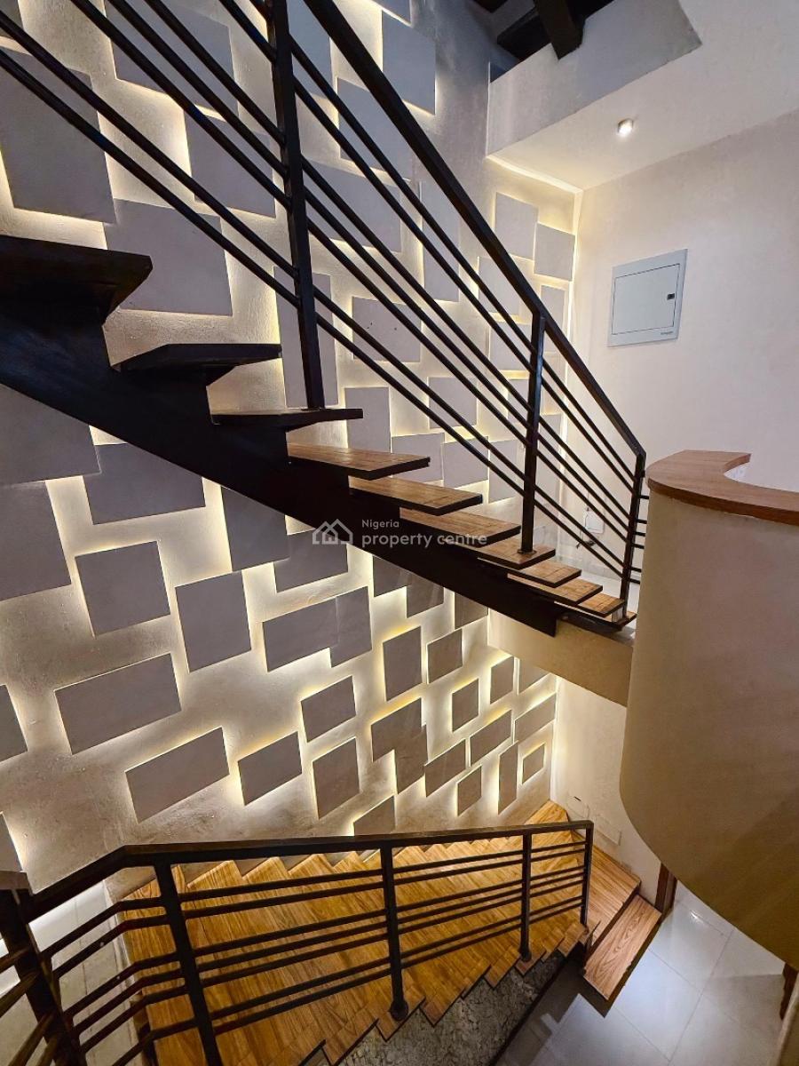 Luxury 4bedroom with Private Cinema , Game House,snooker Board ,, Richmond Pearl Estate, Off Freedom Way, Lekki Phase 1, Lekki, Lagos, House Short Let