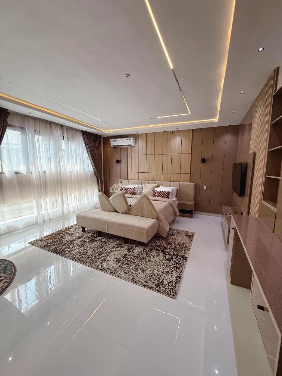 Luxury 4bedroom with Private Cinema , Game House,snooker Board ,, Richmond Pearl Estate, Off Freedom Way, Lekki Phase 1, Lekki, Lagos, House Short Let