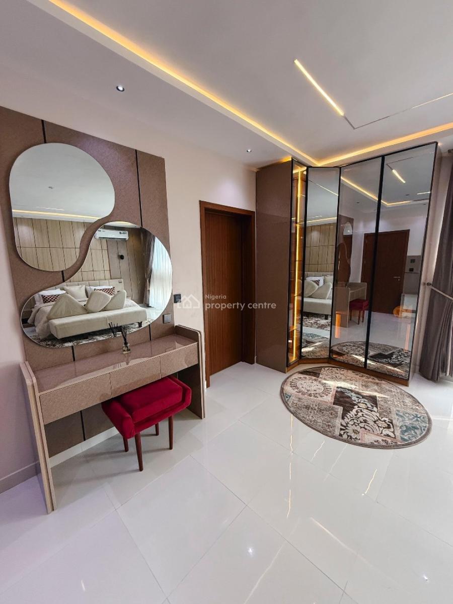 Luxury 4bedroom with Private Cinema , Game House,snooker Board ,, Richmond Pearl Estate, Off Freedom Way, Lekki Phase 1, Lekki, Lagos, House Short Let