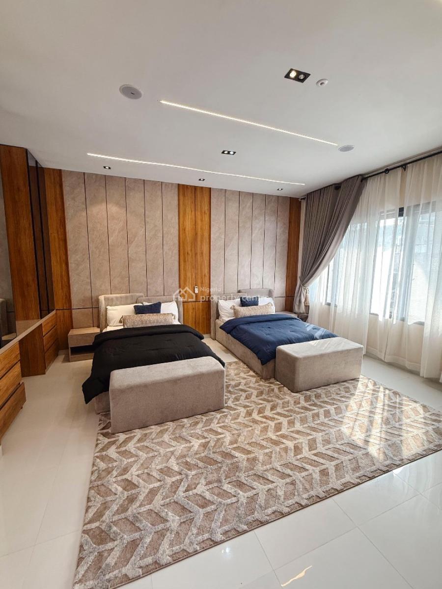 Luxury 4bedroom with Private Cinema , Game House,snooker Board ,, Richmond Pearl Estate, Off Freedom Way, Lekki Phase 1, Lekki, Lagos, House Short Let