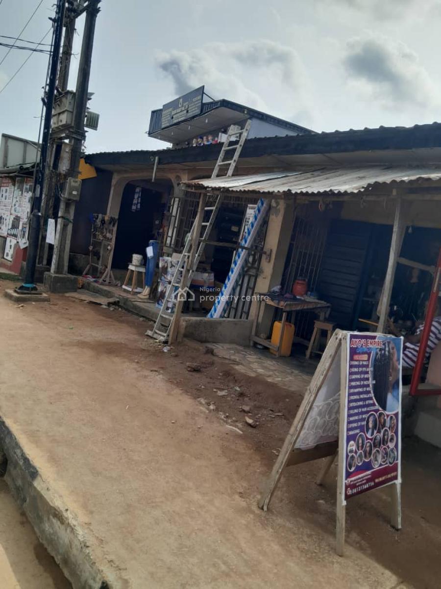 a Corner Piece of Land with 25 Shops on 1 and Half Facing The Express, Lasu Igando Expressway Obadore, Akesan, Akesan, Alimosho, Lagos, Mixed-use Land for Sale