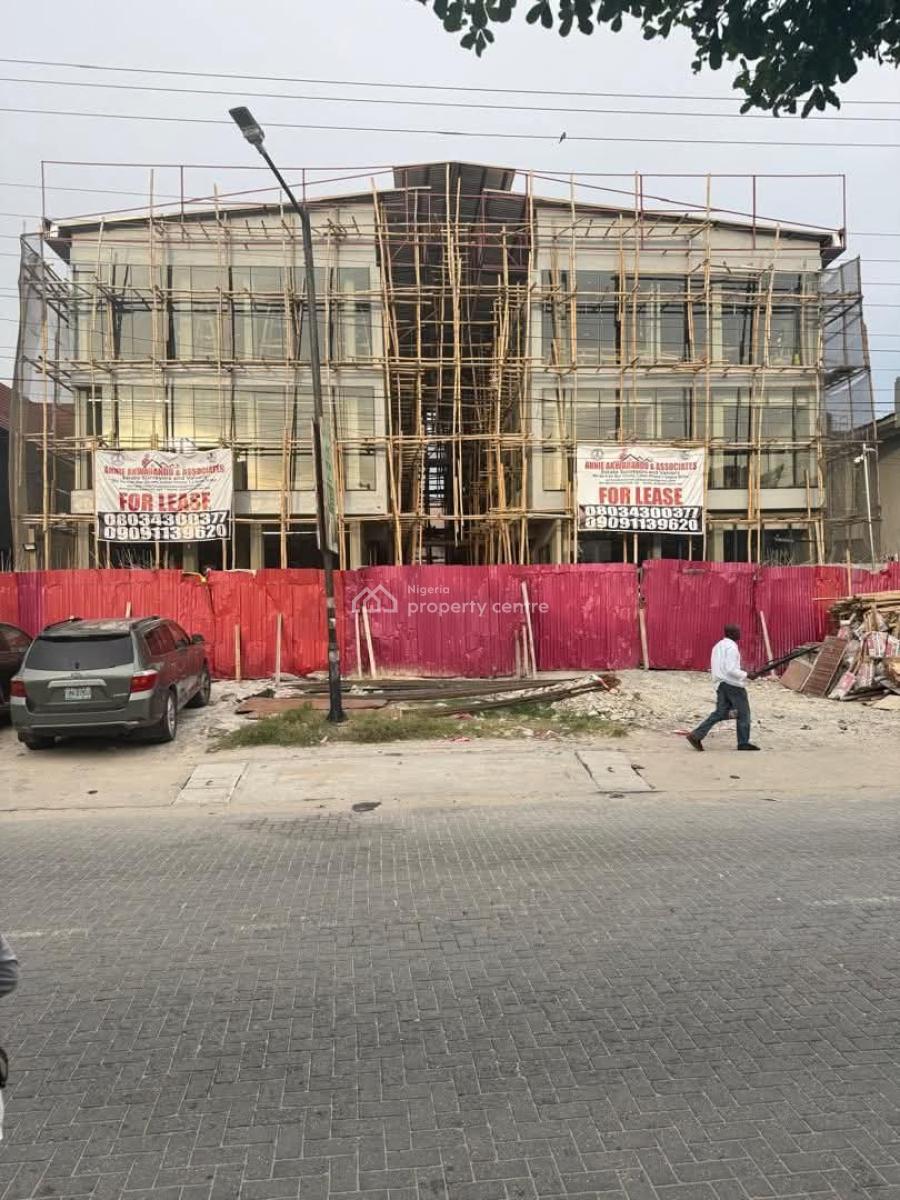 Open Plan Space Measuring 205sqm, Lekki Phase 1, Lekki, Lagos, Shop for Rent