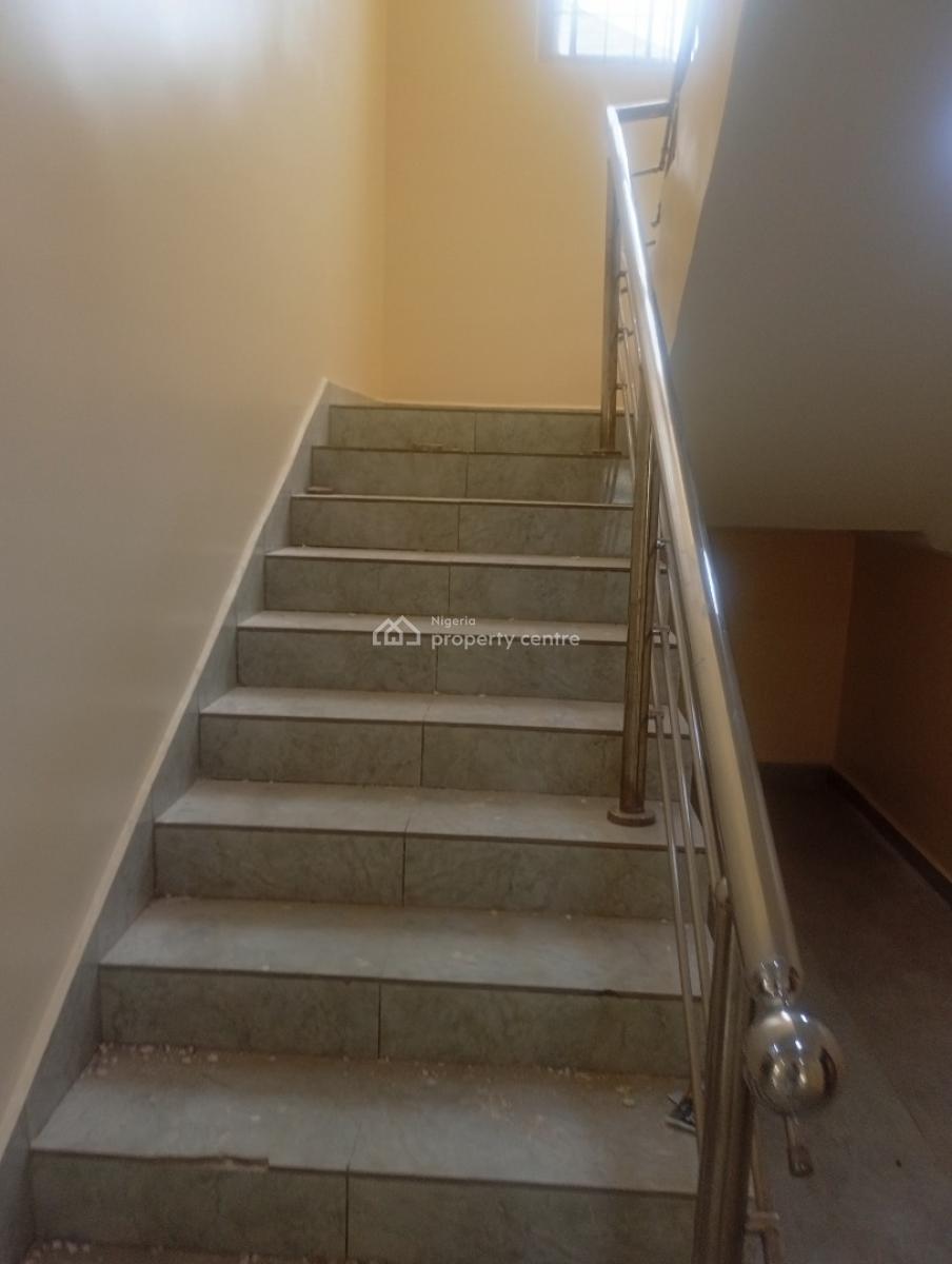 Spacious 6 Bedroom Fully Detached Duplex with a Self Contain, Asokoro District, Abuja, Detached Duplex for Sale