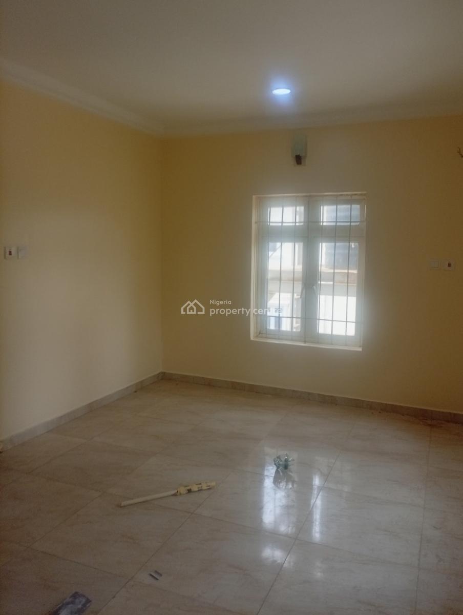 Spacious 6 Bedroom Fully Detached Duplex with a Self Contain, Asokoro District, Abuja, Detached Duplex for Sale