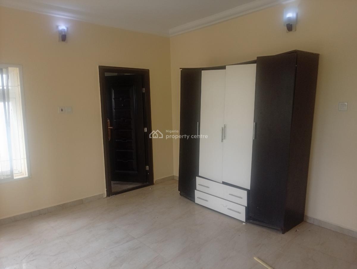 Spacious 6 Bedroom Fully Detached Duplex with a Self Contain, Asokoro District, Abuja, Detached Duplex for Sale