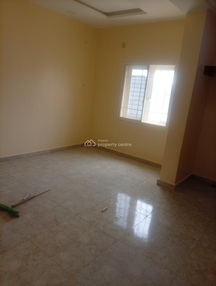 Spacious 6 Bedroom Fully Detached Duplex with a Self Contain, Asokoro District, Abuja, Detached Duplex for Sale
