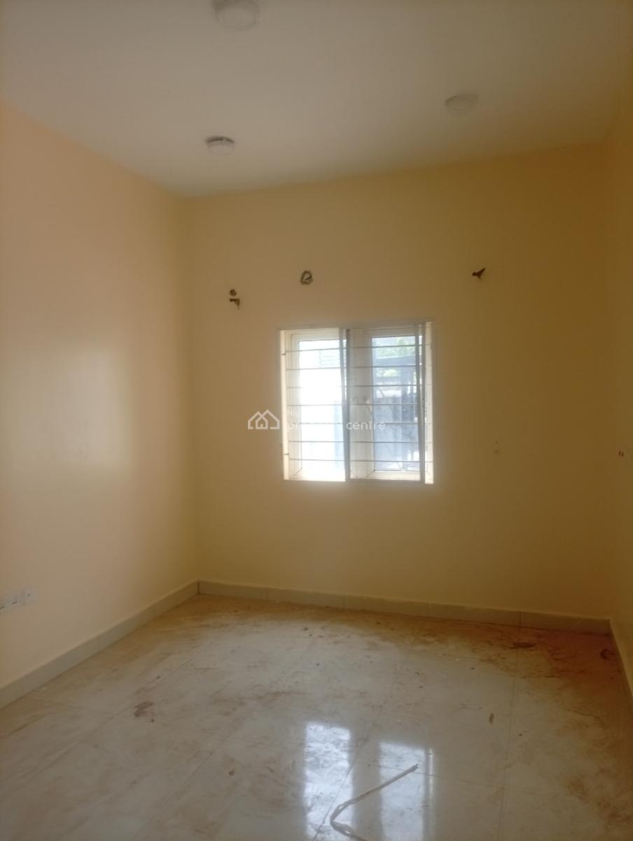 Spacious 6 Bedroom Fully Detached Duplex with a Self Contain, Asokoro District, Abuja, Detached Duplex for Sale