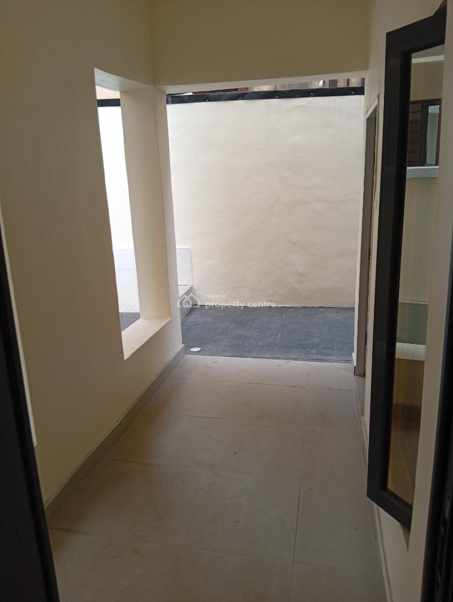 Tastefully Built 5 Bedroom Semi Detached Duplex + a Room Bq & Study, Gra Phase 1, Magodo, Lagos, Semi-detached Duplex for Sale