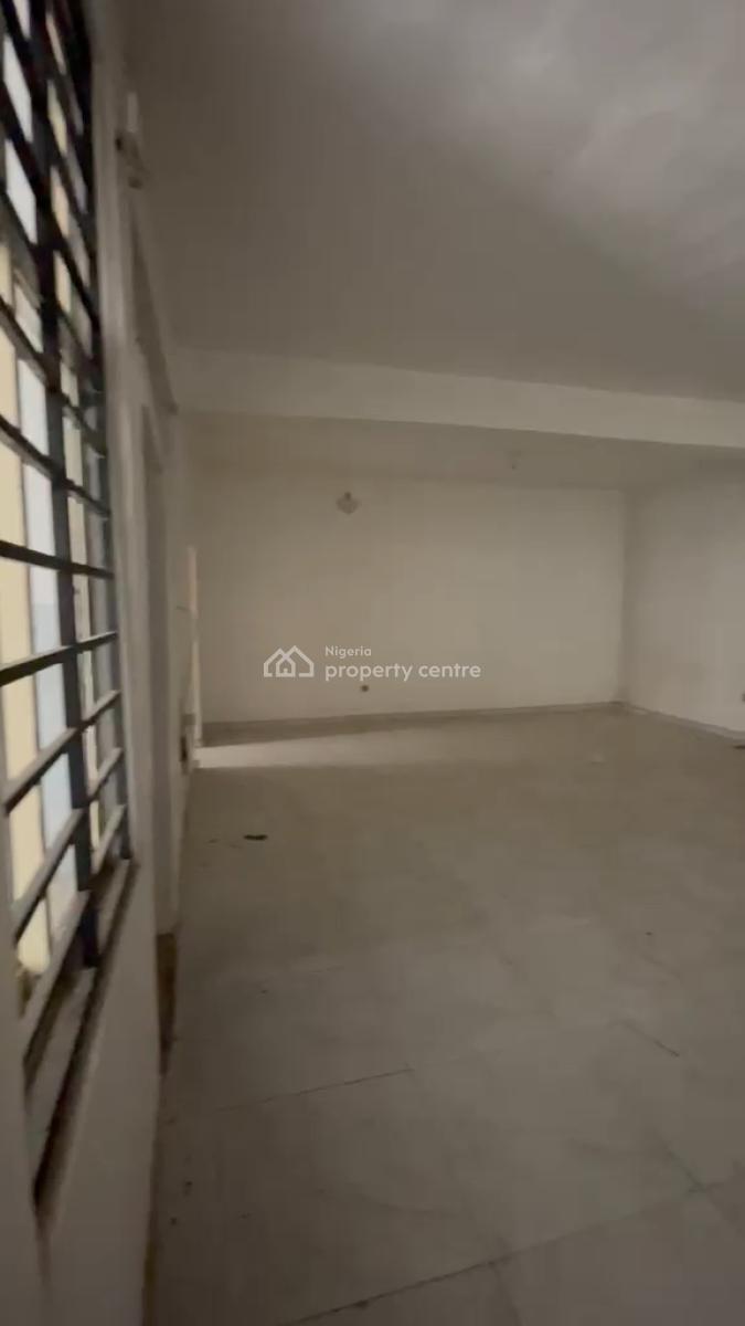 Massive 3 Bedroom Ground Flat, Gra, Ogudu, Lagos, Flat / Apartment for Rent