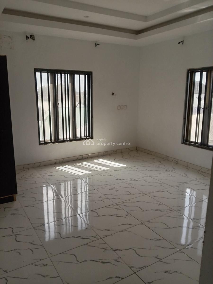 2 Bedroom Flat, Ekae Road Benin City, Benin, Oredo, Edo, Flat / Apartment for Rent