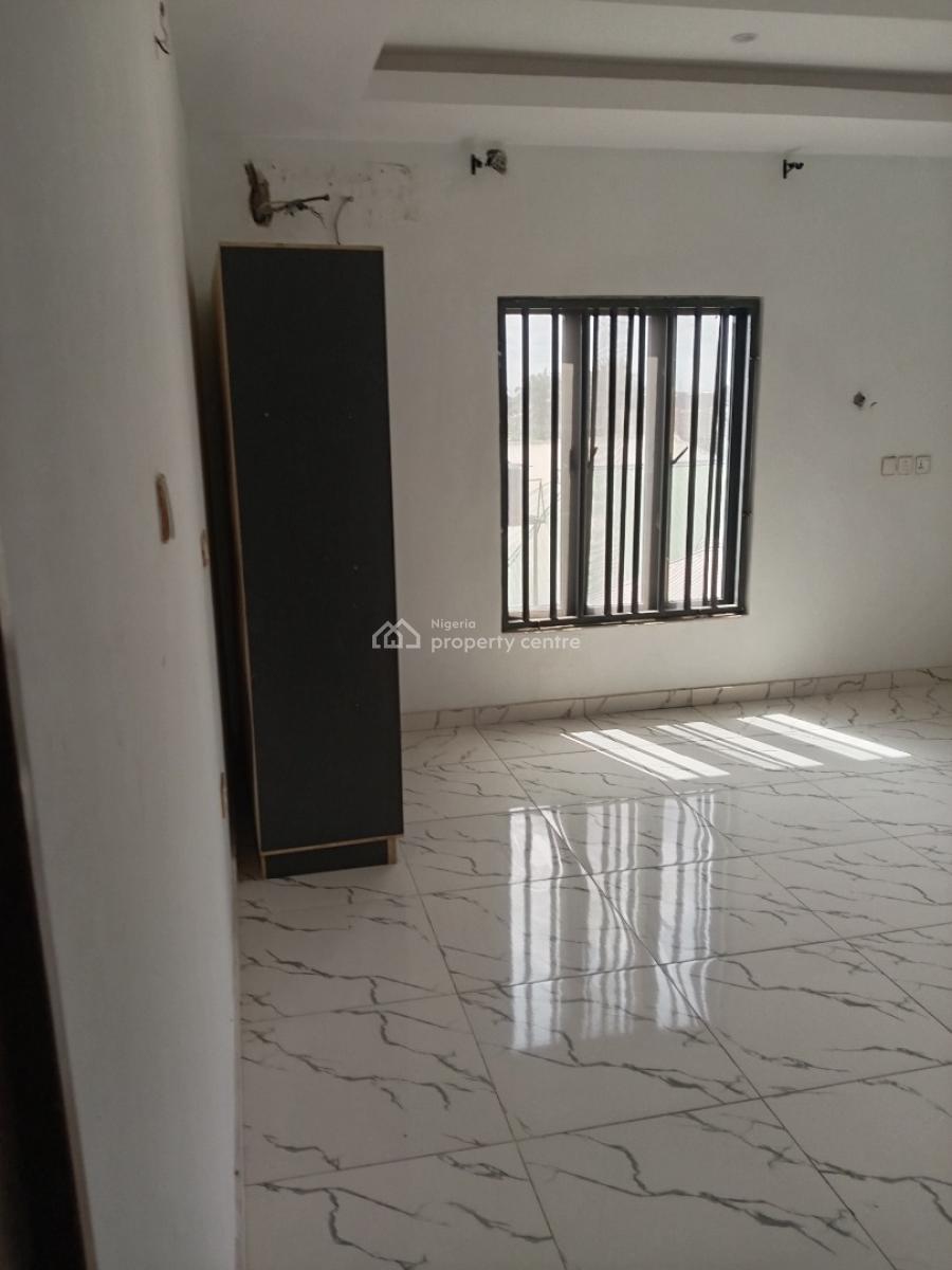2 Bedroom Flat, Ekae Road Benin City, Benin, Oredo, Edo, Flat / Apartment for Rent