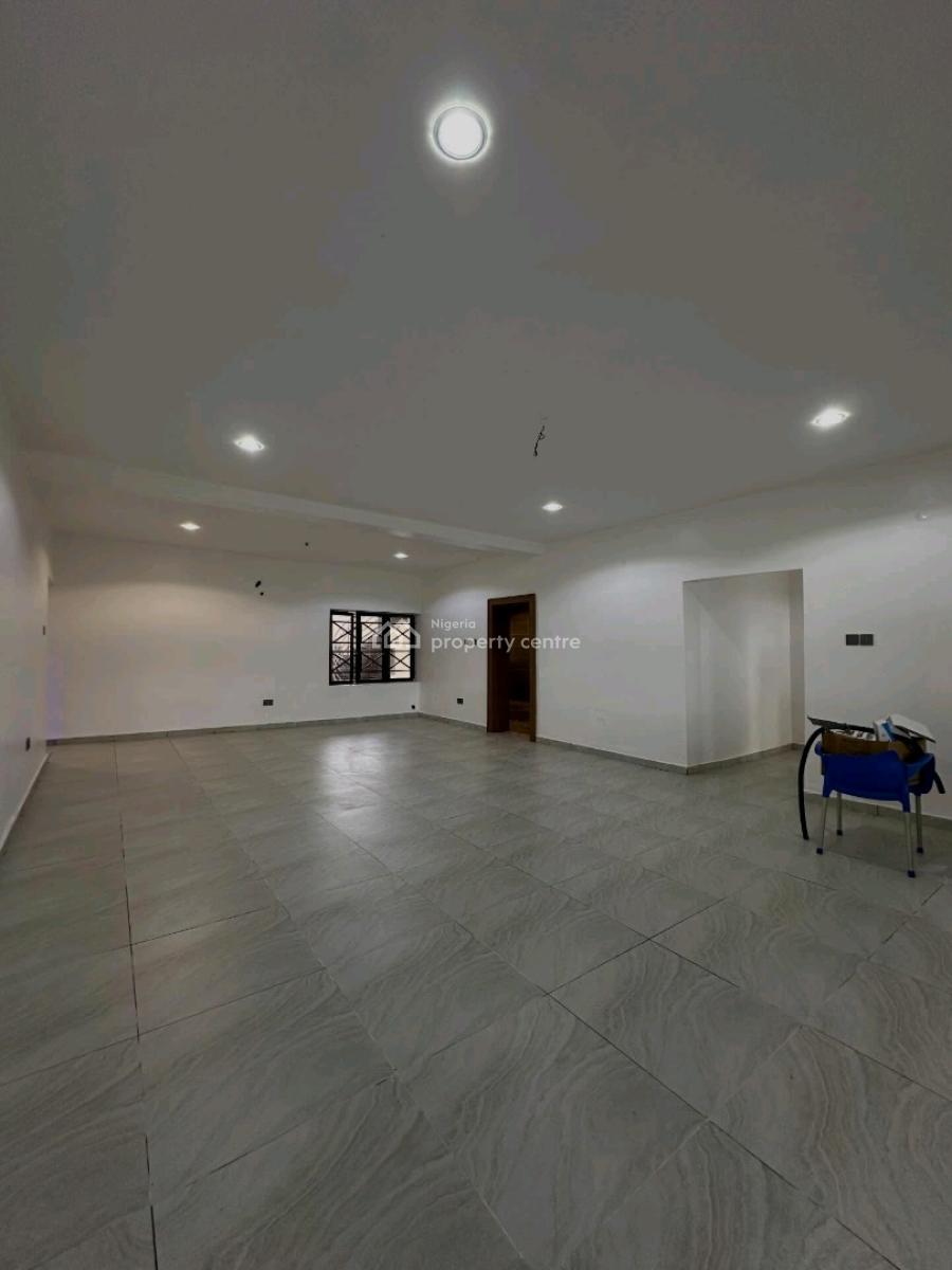 New & Spacious 8 Units of 3 Bedroom Apartment + Boys Quarters All Room, Durumi, Abuja, House for Sale