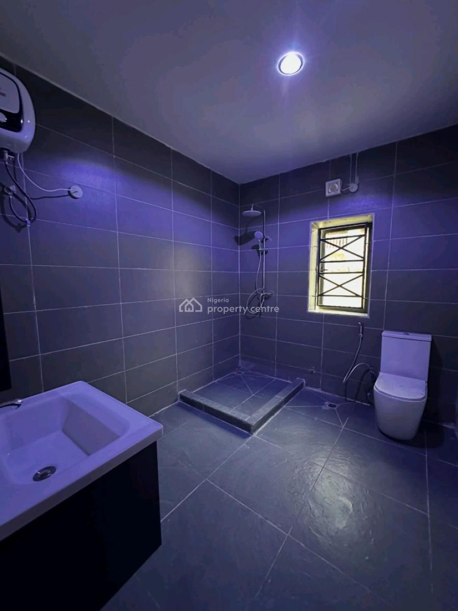 New & Spacious 8 Units of 3 Bedroom Apartment + Boys Quarters All Room, Durumi, Abuja, House for Sale