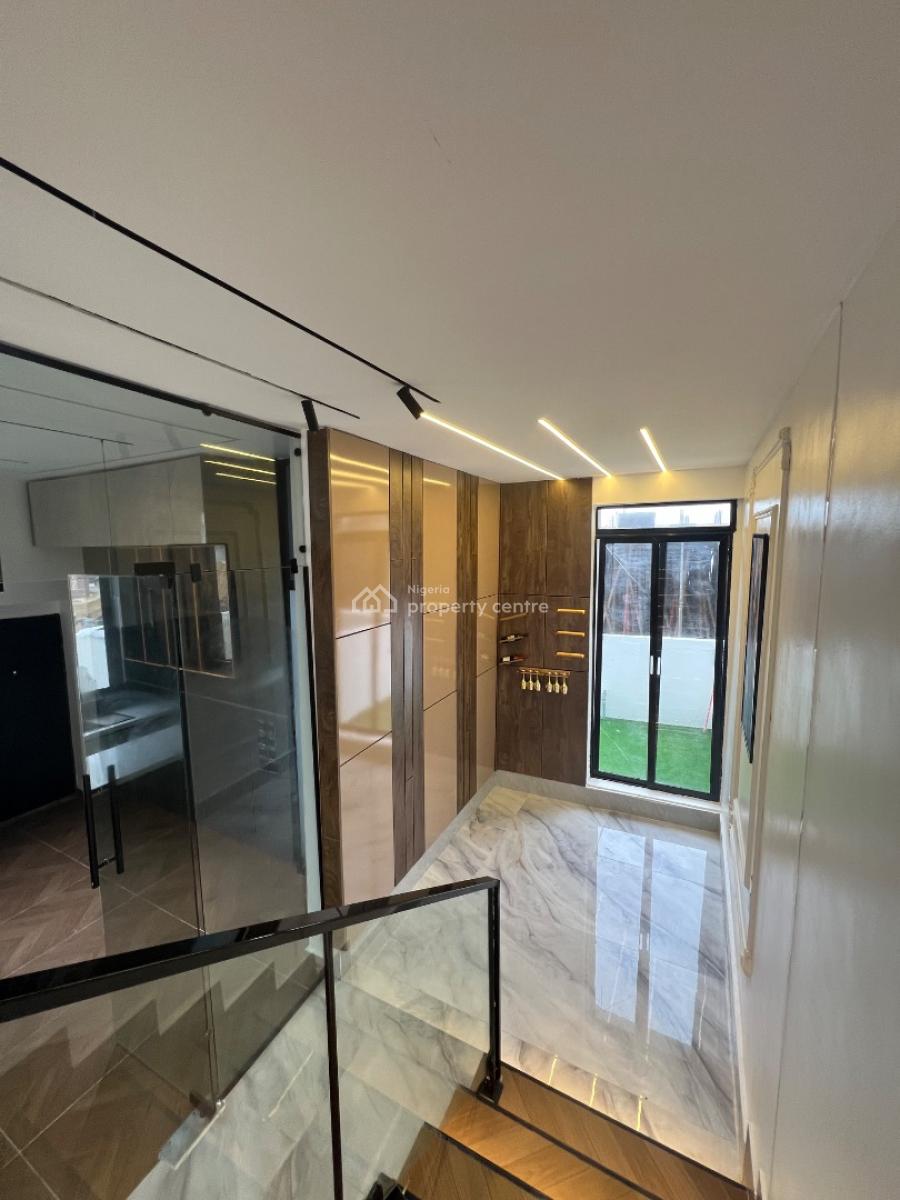 Luxury 5 Bedroom Semidetached with Amazing Facilities, Lekki Phase 1, Lekki, Lagos, Detached Duplex for Sale