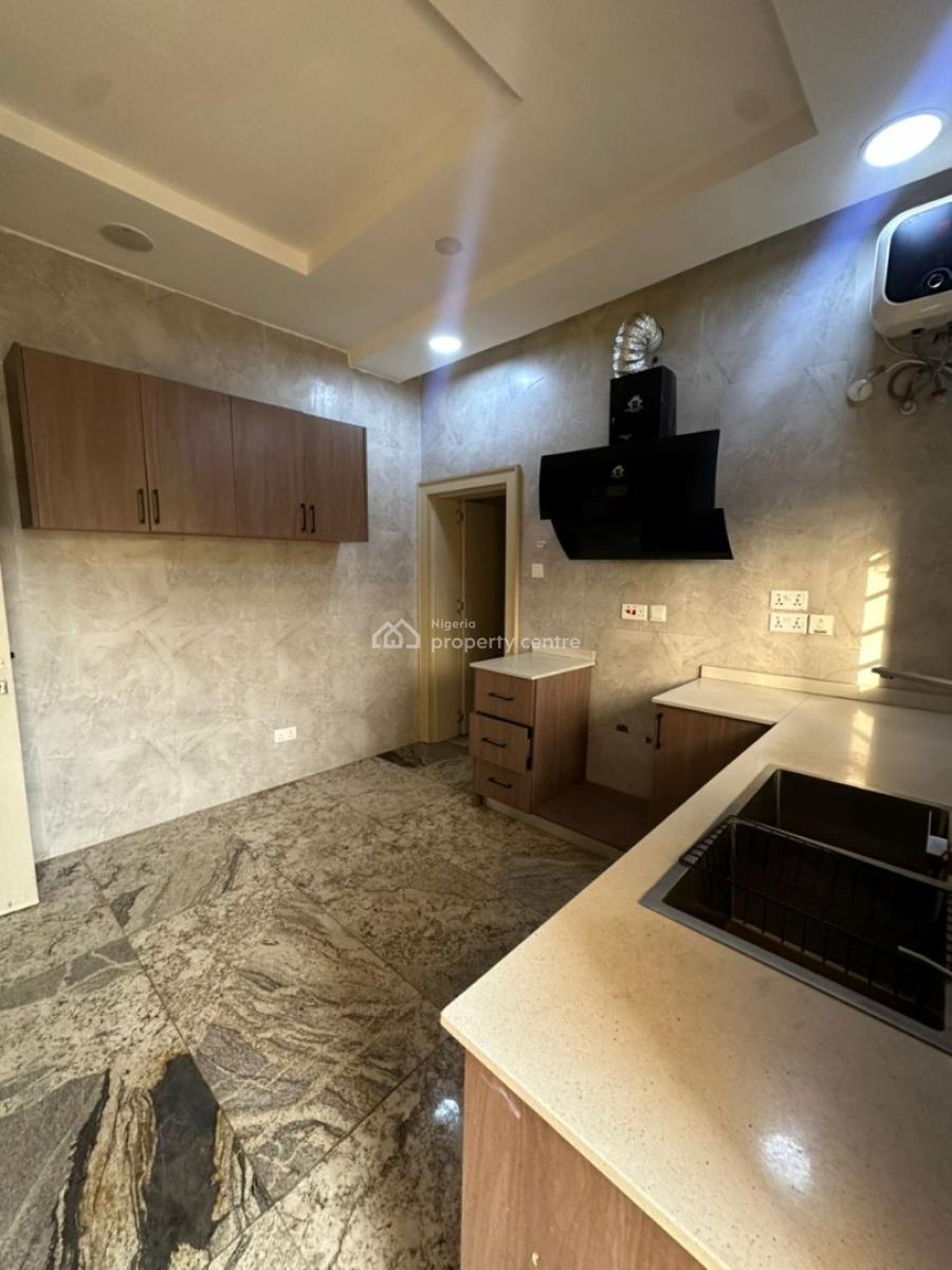 Luxurious Massive 3 Bedroom Flat with Bq, By Nitel Junction, Wuse 2, Abuja, Flat / Apartment for Rent
