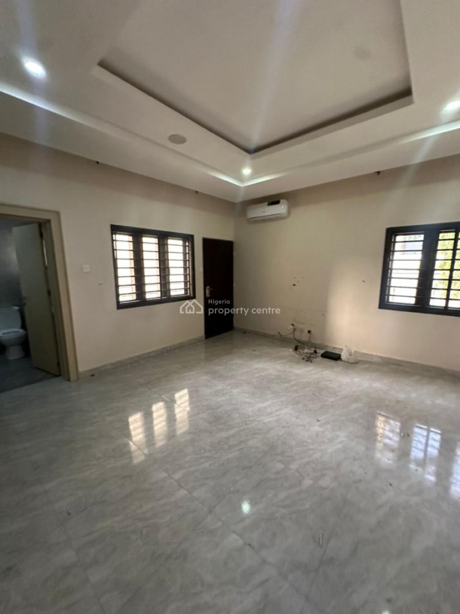 Luxurious Massive 3 Bedroom Flat with Bq, By Nitel Junction, Wuse 2, Abuja, Flat / Apartment for Rent