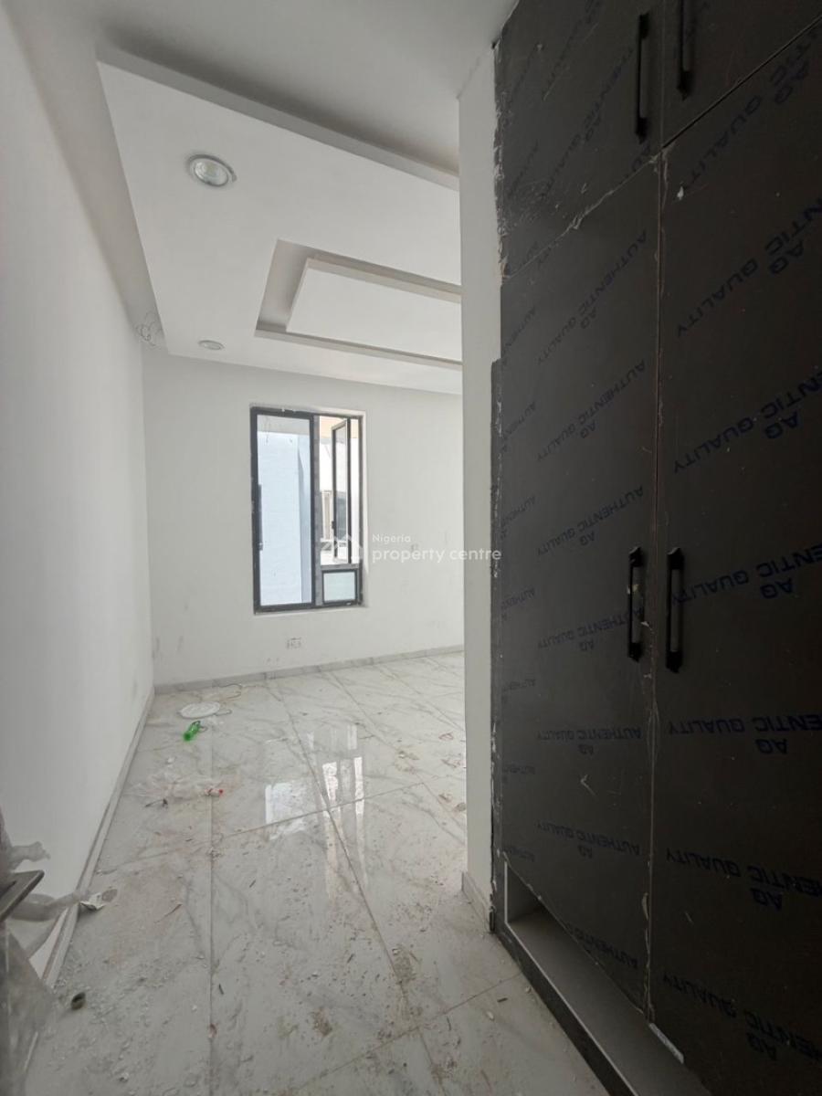 Brand New 2 Bedroom Apartment + Bq, Periwinkle Estate, Lekki Phase 1, Lekki, Lagos, Flat / Apartment for Sale