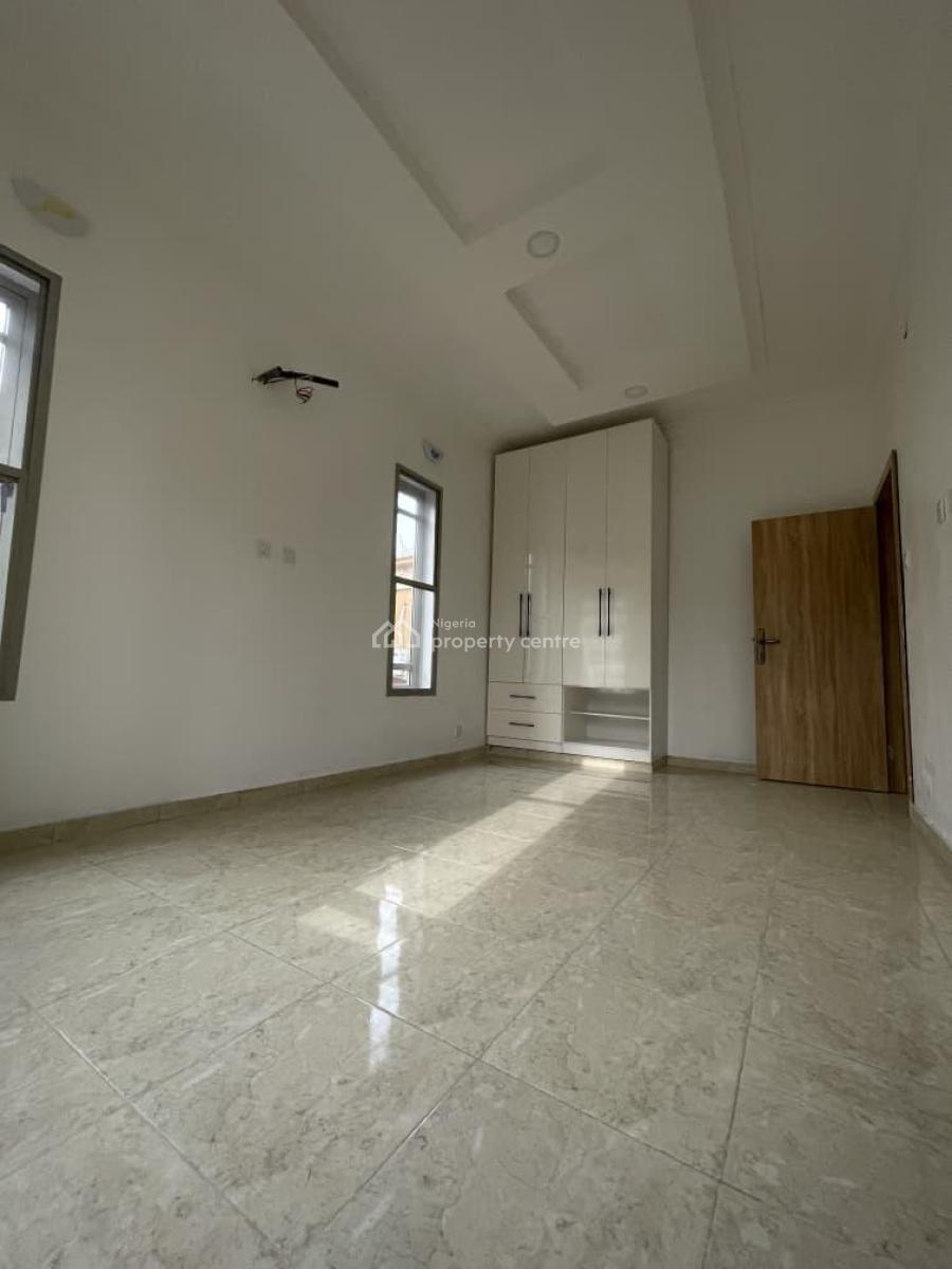 4 Office Units per Floor with 2 Bedroom Penthouse, Area 2, Garki, Abuja, Office Space for Rent