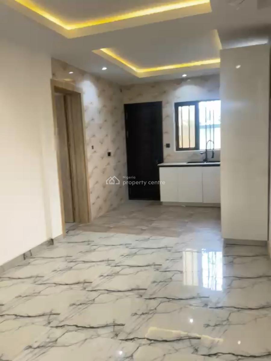 Newly Built 2 Bedroom All Ensuite, Gra Phase 2, Magodo, Lagos, Flat / Apartment for Rent